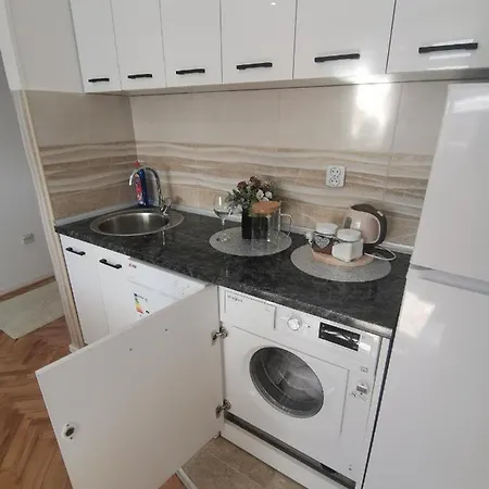 Hotel White Centar 3*